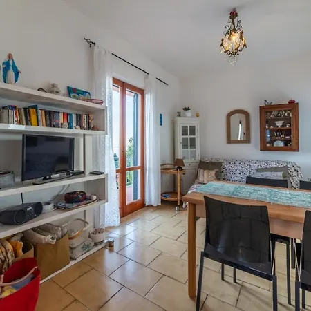 Apartment Casa Oleandri - Goelba Patresi