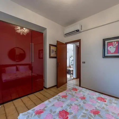 Apartment Casa Oleandri - Goelba